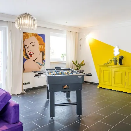 Pop Art Loft Ueber Den Daechern Von Koblenz